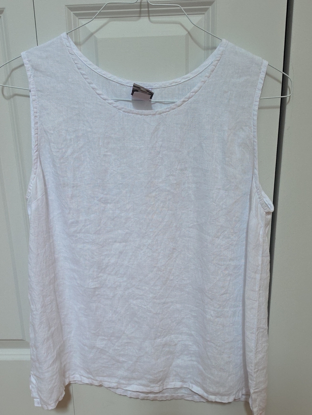 Classic White Linen Sleeveless Tank Top